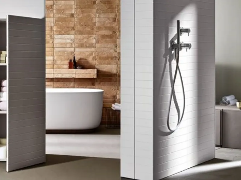 Quale rivestimento bagno moderno con doccia