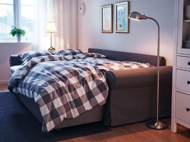 Backabro con chaise lounge
