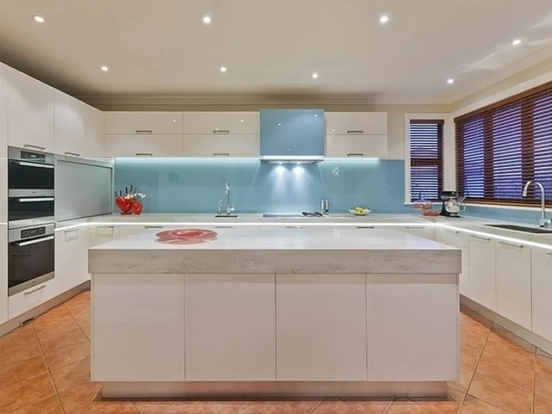 Come illuminare la cucina