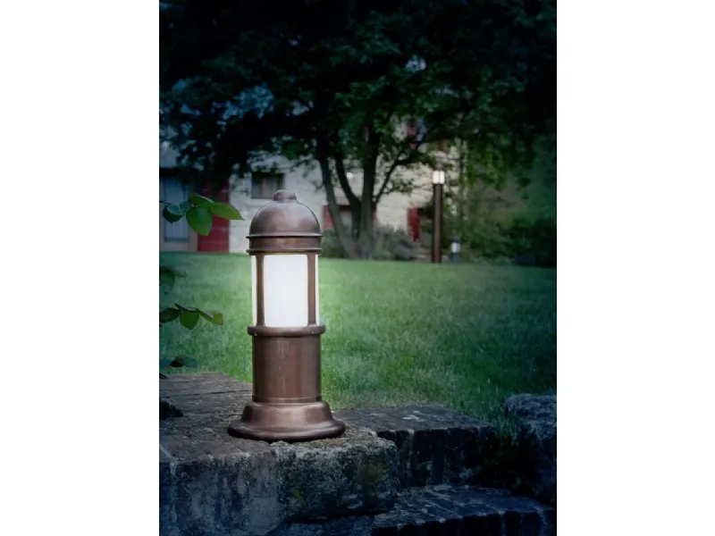 Apparecchi di illuminazione da giardino in ottone