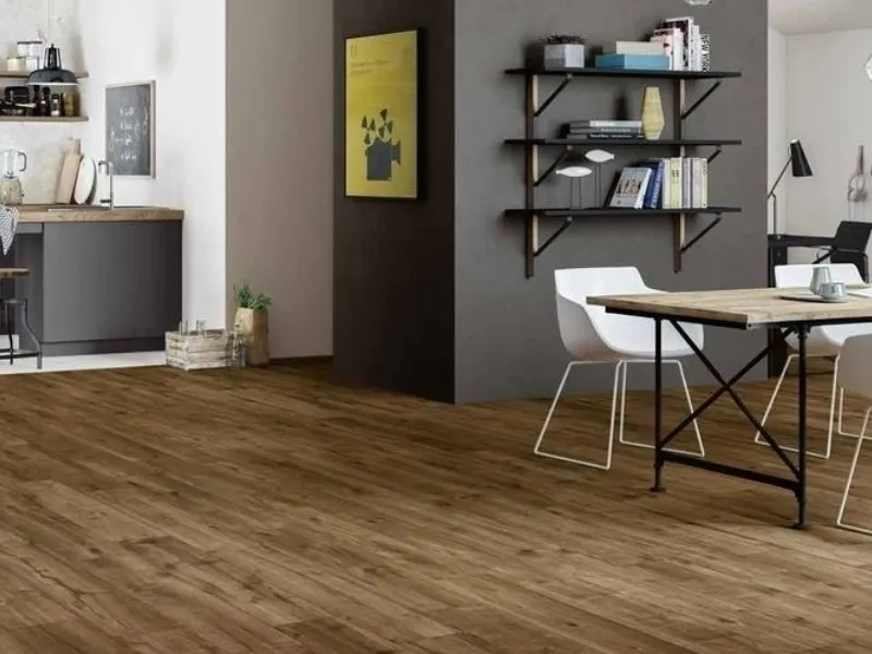 Gres porcellanato effetto parquet