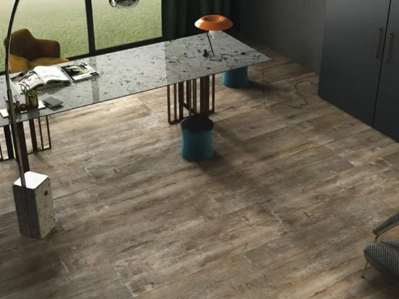 Gres porcellanato effetto legno