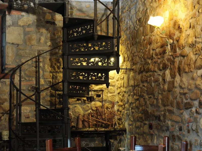 scala in ferro battuto