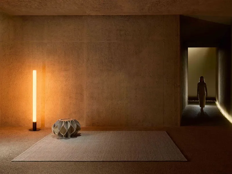 Gan Rugs - Tramas Black, tappeto fatto a mano utilizzando diversi tipi di lana